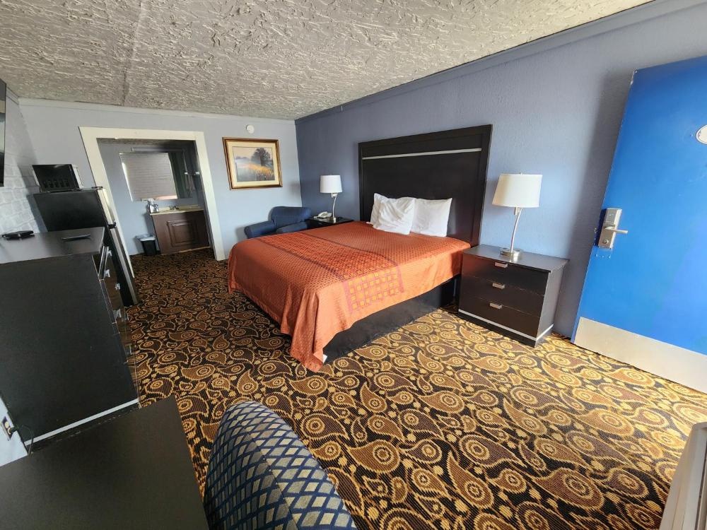Carthage Inn